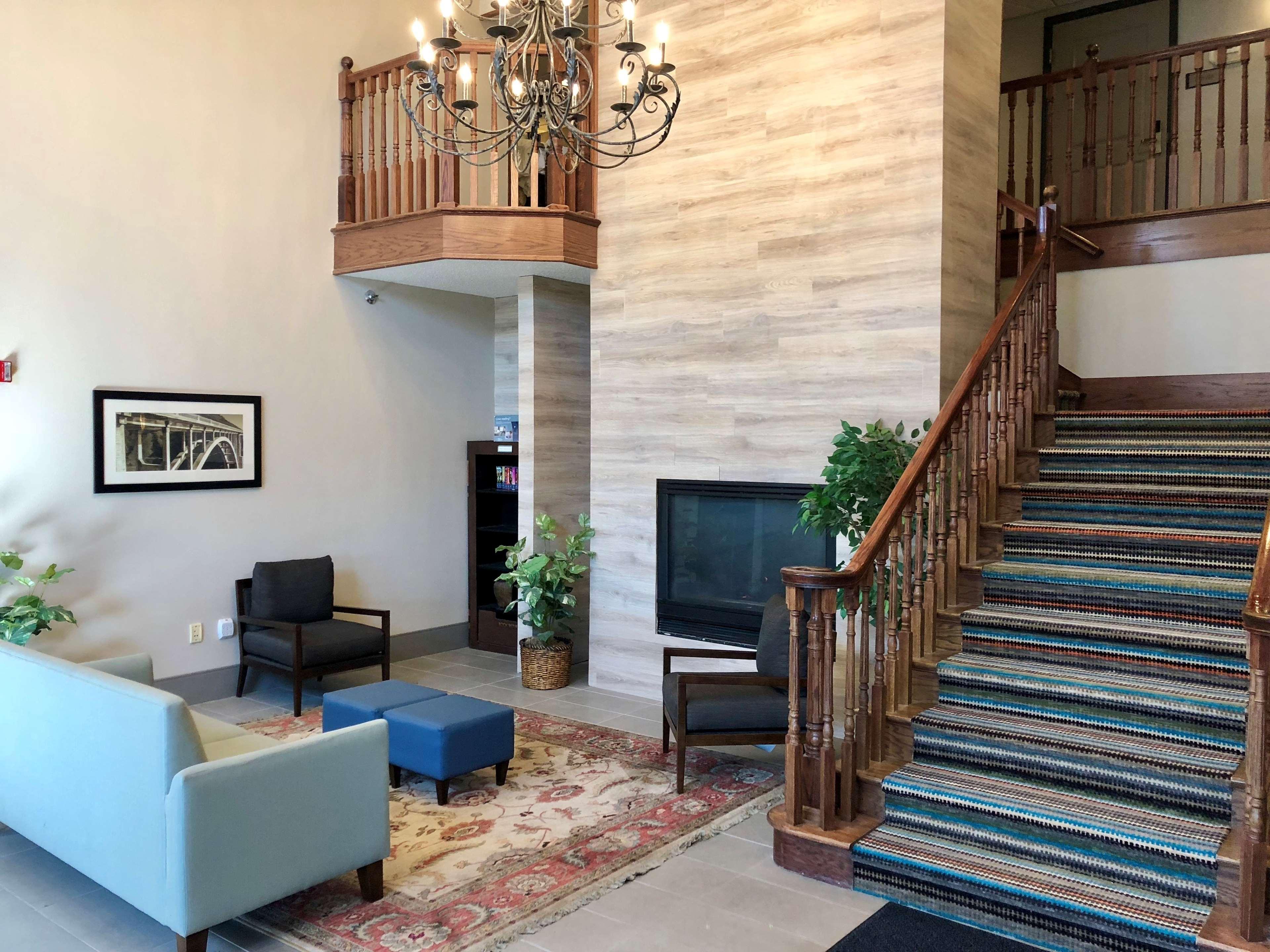 Country Inn & Suites By Radisson Bismarck Waterpark Bagian luar foto